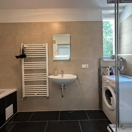 Feelhome-golfclub-terrasse-6 Gaeste-wifi-smart Tv Ebreichsdorf