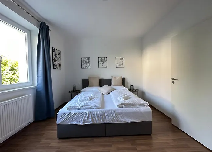 Feelhome-golfclub-terrasse-6 Gaeste-wifi-smart Tv Ebreichsdorf